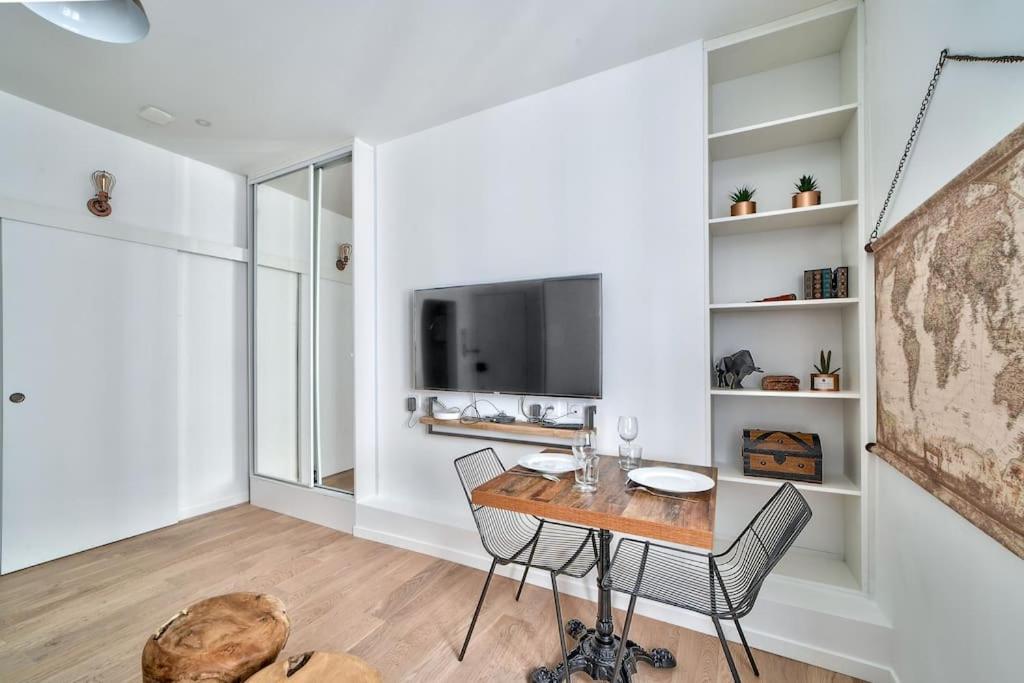 Magnifique Studio Au Coeur De Parigi Esterno foto